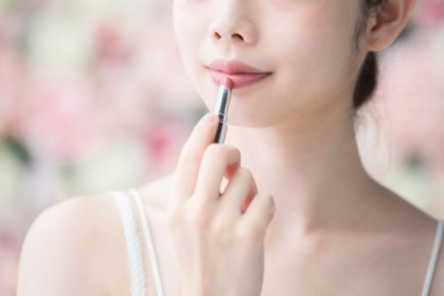 唇のくすみを改善したい 口元がくすんでしまう原因と対策をご紹介 オイルイン美容ブランド Lala Vie ララヴィ 公式オンラインストア